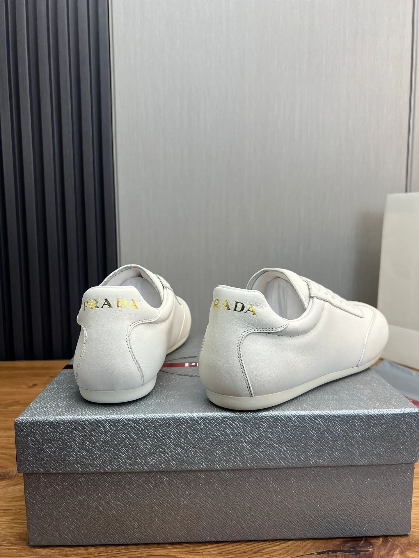 Men's shoes 💰520💰 [PRADA] Men's shoes are popular in the counter, official website is synchronized, 1 high-quality shipment ✔️Original cowhide spliced ​​with high-end waterproof cloth + cowhide lining, 1🆚1 replica, original sole, 38-45 (45 customized, non-refundable)